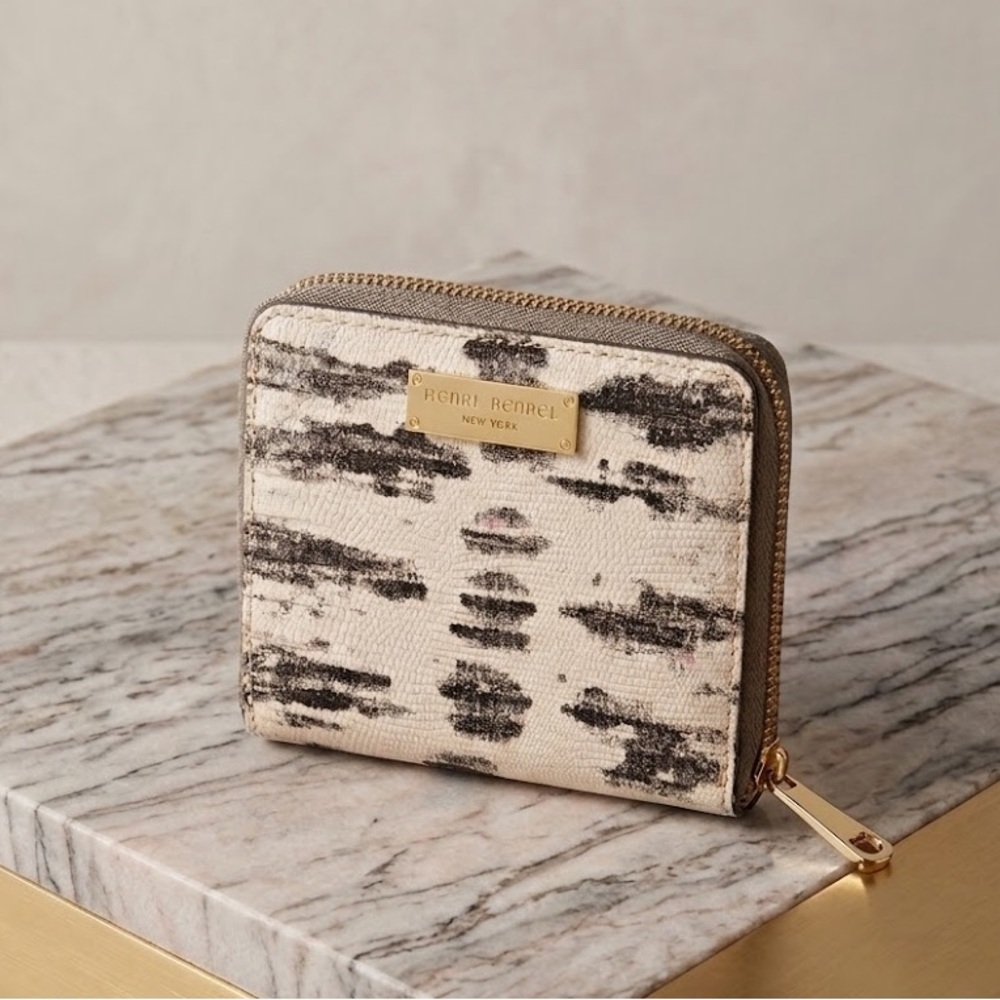 Henri Bendel Carlyle Lizard-Embossed Leather Bifold Wallet Rare Discontinued